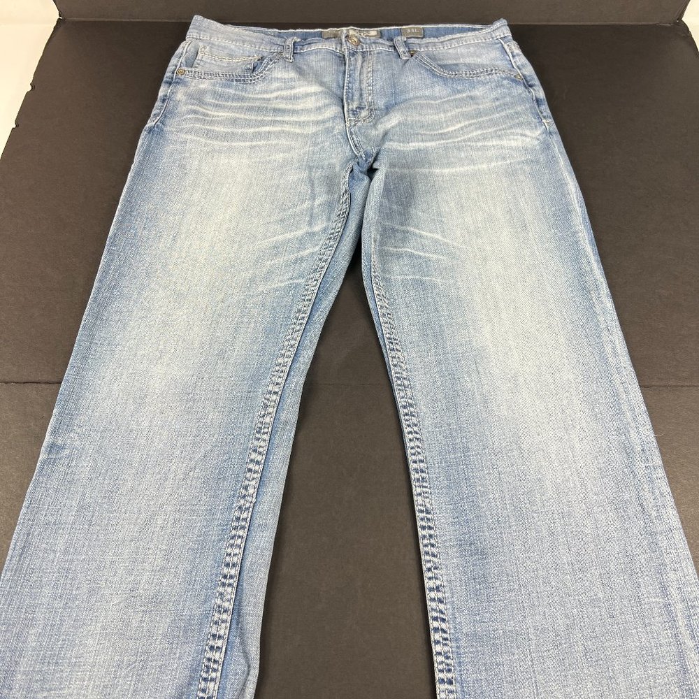 Buckle BKE Jeans Men 34 Long Jake Bootleg Light Blue Faded Whisker Stretch Denim